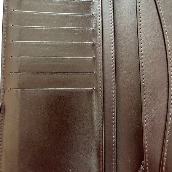 Chanel Caviar Continental Wallet - Picture 6 of 11